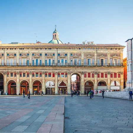 Urbanicooh Asinelli - Balcony On Piazza Maggiore *