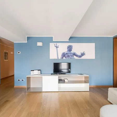 Urbanicooh Asinelli - Balcony On Piazza Maggiore Apartment *