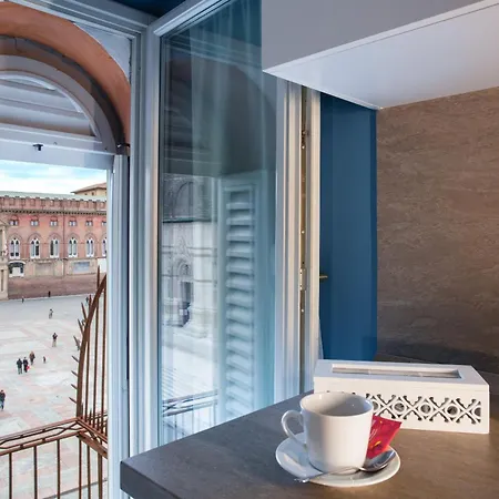 Urbanicooh Asinelli - Balcony On Piazza Maggiore *