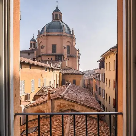Urbanicooh Asinelli - Balcony On Piazza Maggiore Bologna