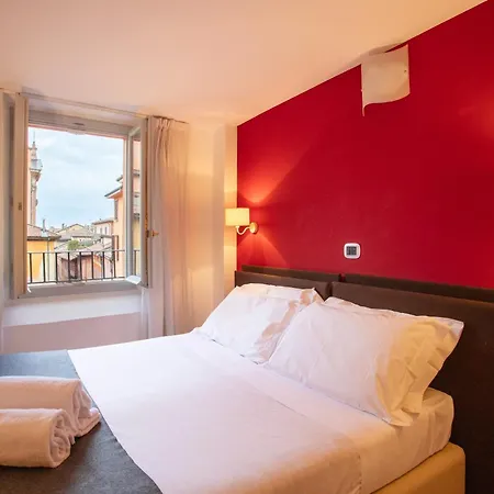 Urbanicooh Asinelli - Balcony On Piazza Maggiore Apartman Bologna