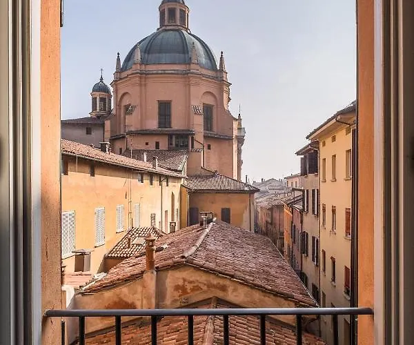 Urbanicooh Asinelli - Balcony On Piazza Maggiore Bolonha