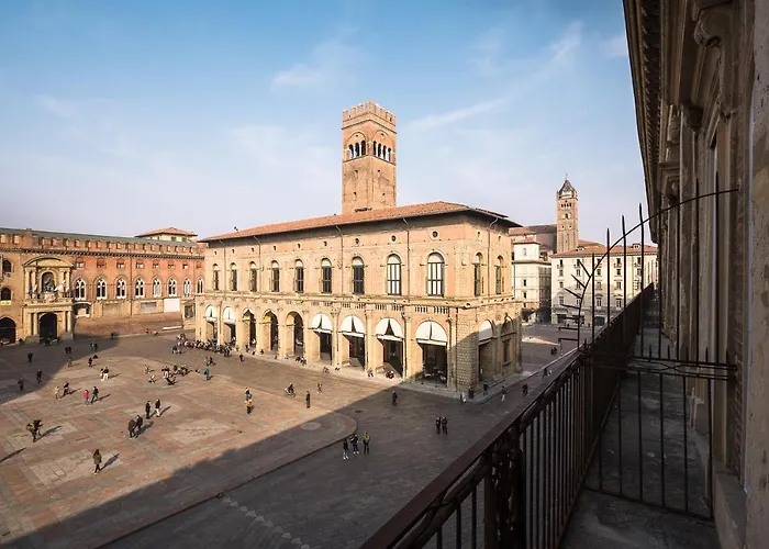 Urbanicooh Asinelli - Balcony On Piazza Maggiore Lejlighed