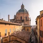 Urbanicooh Asinelli - Balcony On Piazza Maggiore Bologna