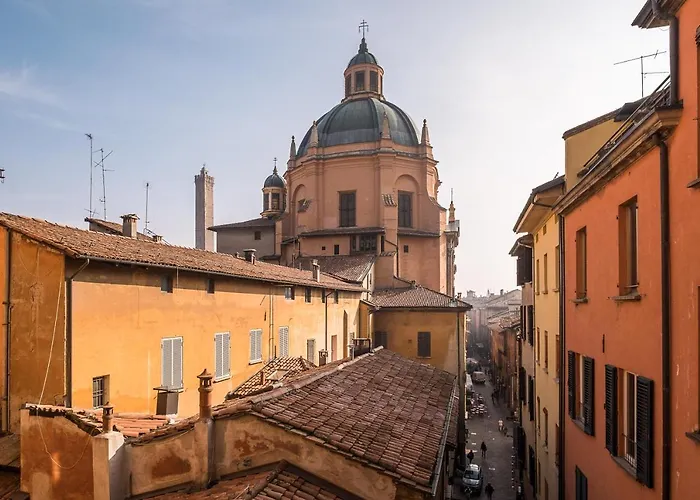 Urbanicooh Asinelli - Balcony On Piazza Maggiore Bologna