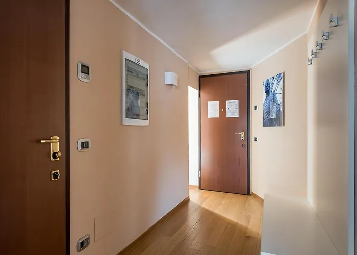 Urbanicooh Asinelli - Balcony On Piazza Maggiore Apartment