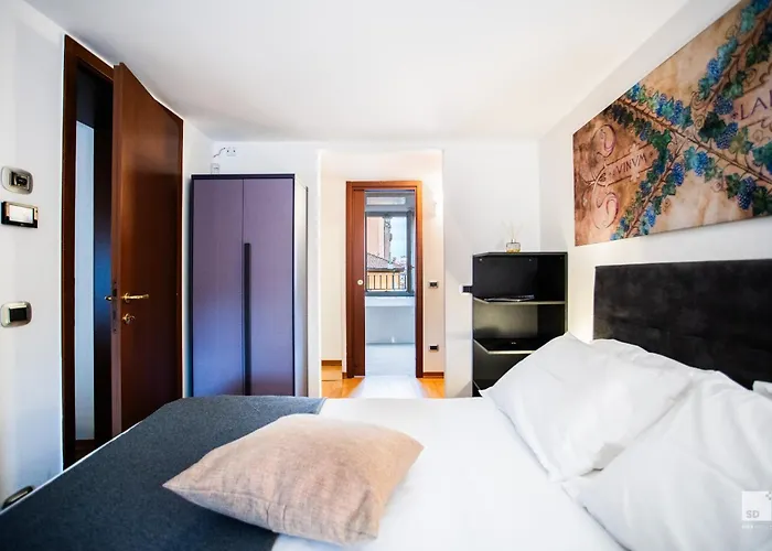 Urbanicooh Asinelli - Balcony On Piazza Maggiore Apartment Bologna